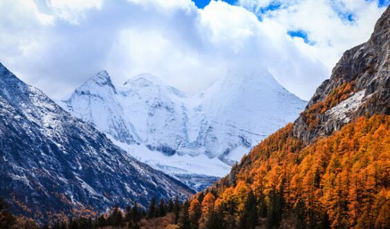 四姑娘山 丹巴、新都桥、稻城亚七日往返
